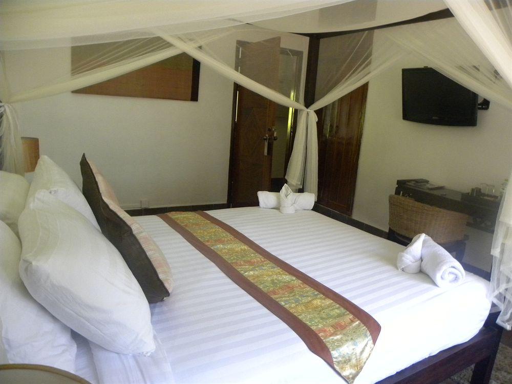 The Willow Boutique Hotel Phnom Penh Zewnętrze zdjęcie