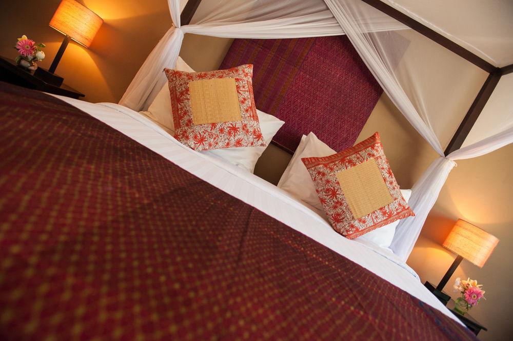The Willow Boutique Hotel Phnom Penh Zewnętrze zdjęcie